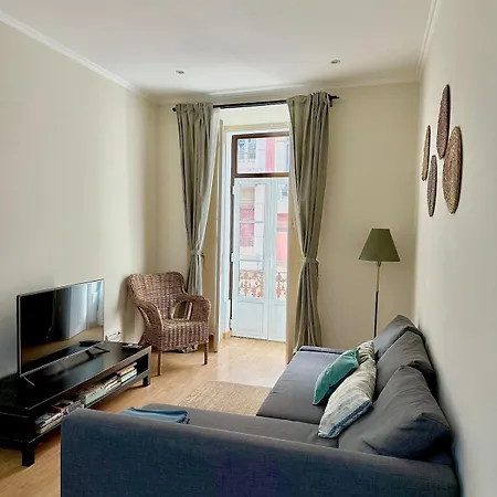 By The River - Lisbon Apartmán